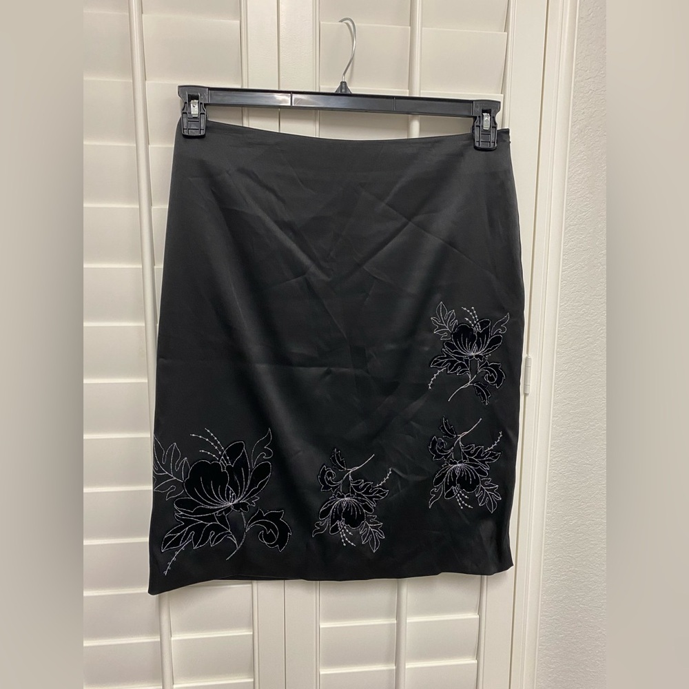 World Republic Black Lined Skirt with Silver Embroidery Size 12